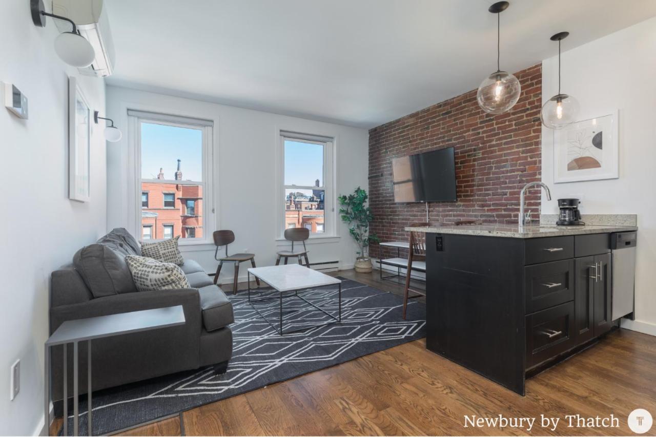 304 Newbury Street By Thatch Бостън Екстериор снимка