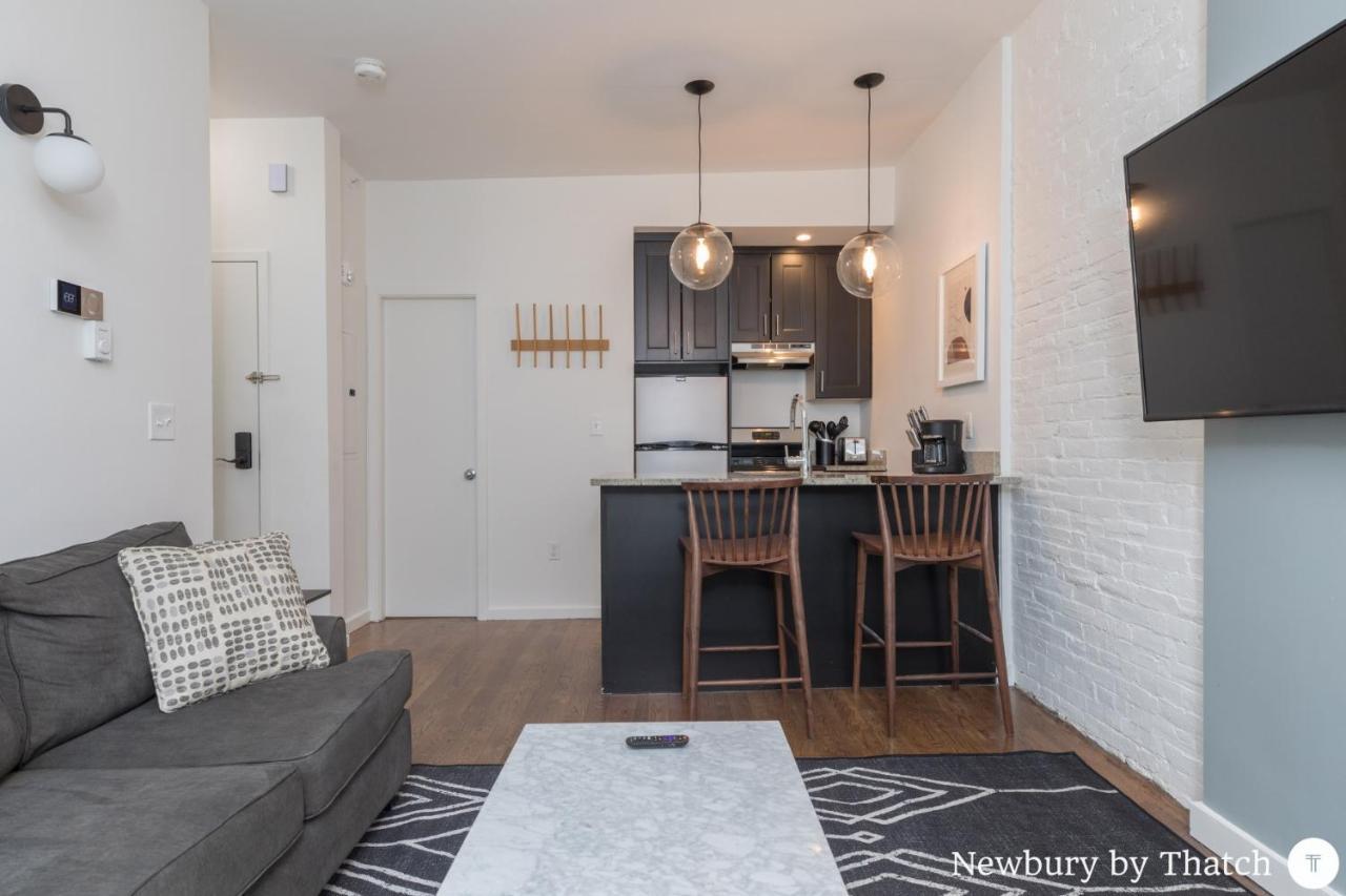304 Newbury Street By Thatch Бостън Екстериор снимка