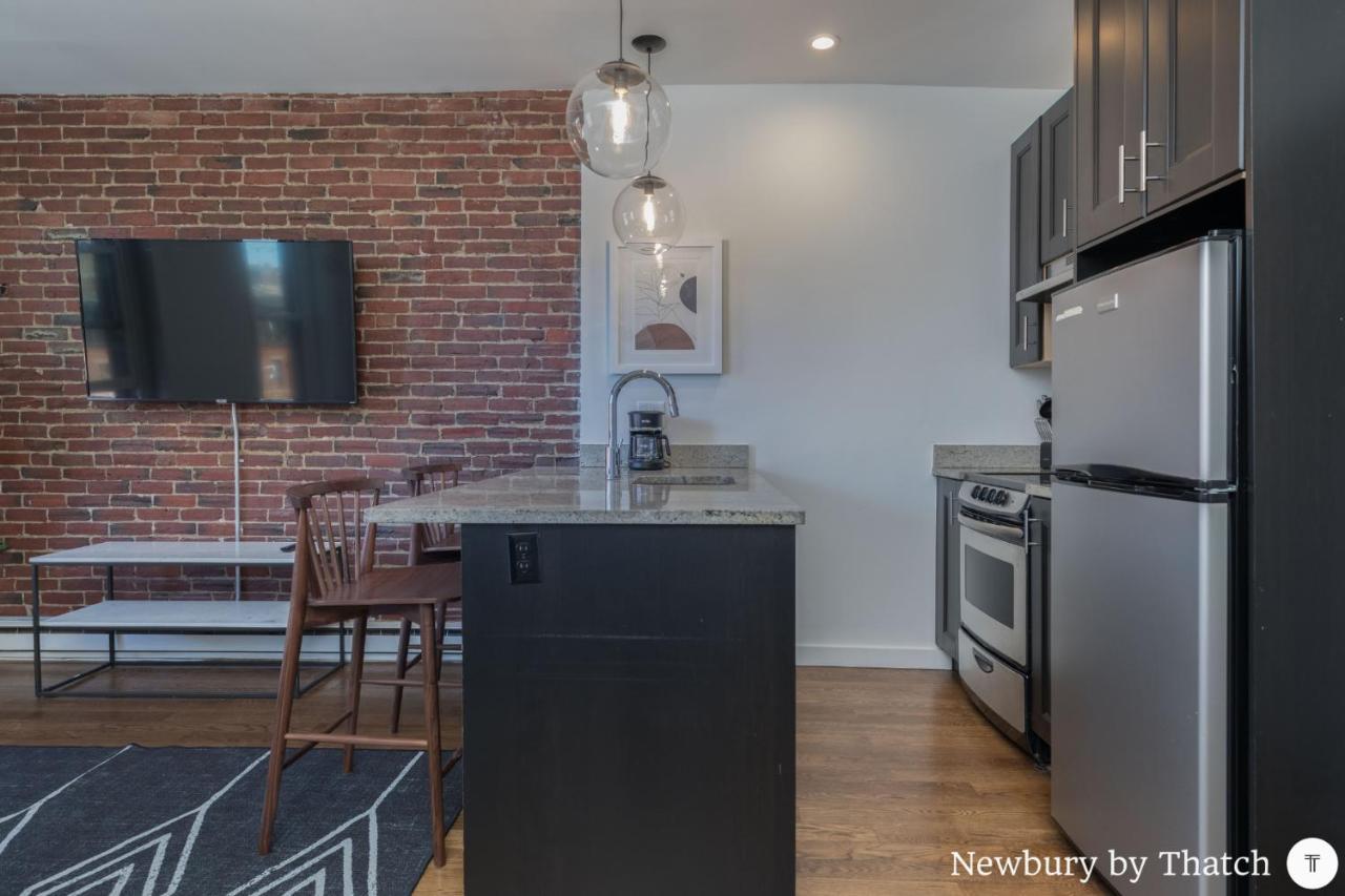 304 Newbury Street By Thatch Бостън Екстериор снимка