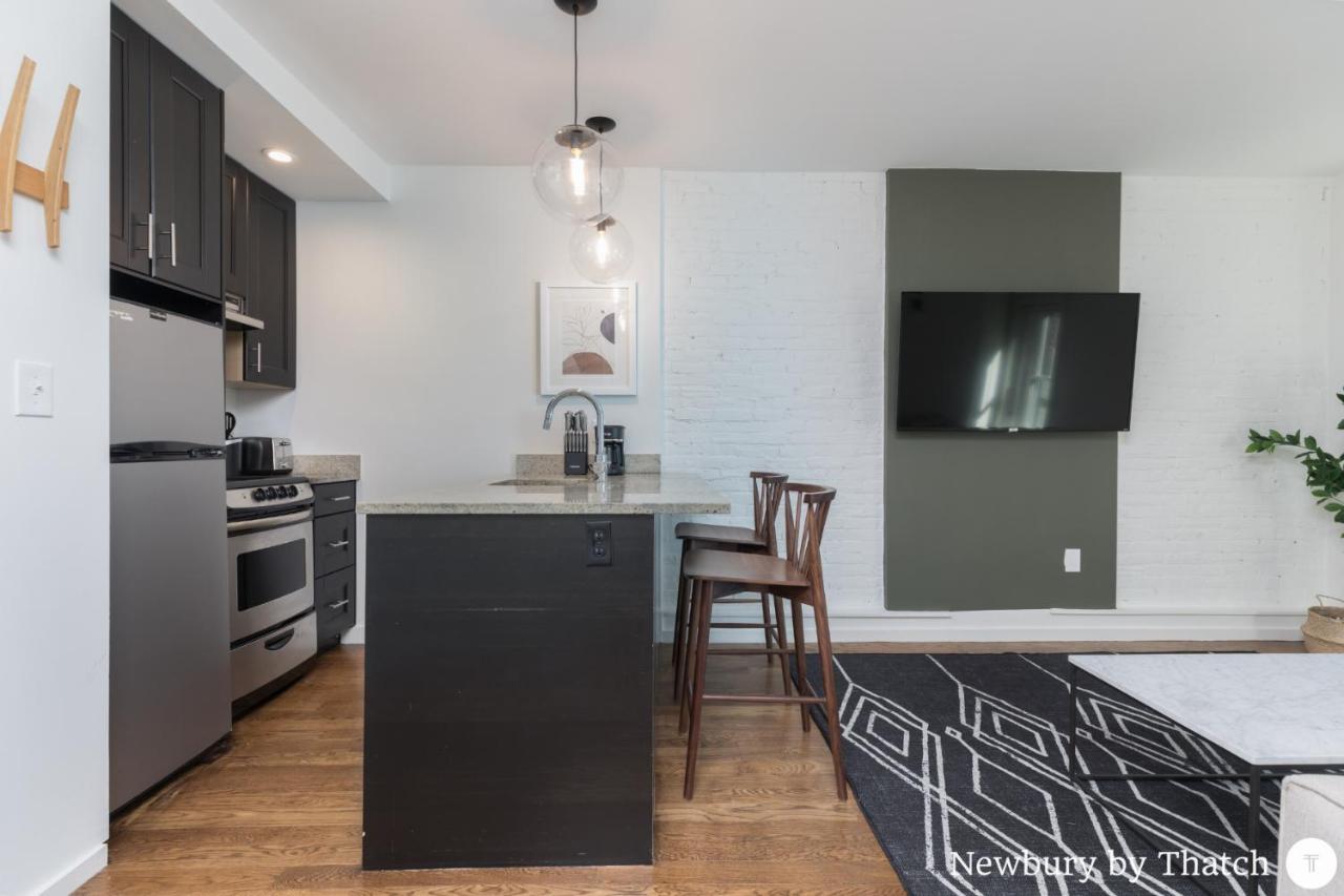 304 Newbury Street By Thatch Бостън Екстериор снимка