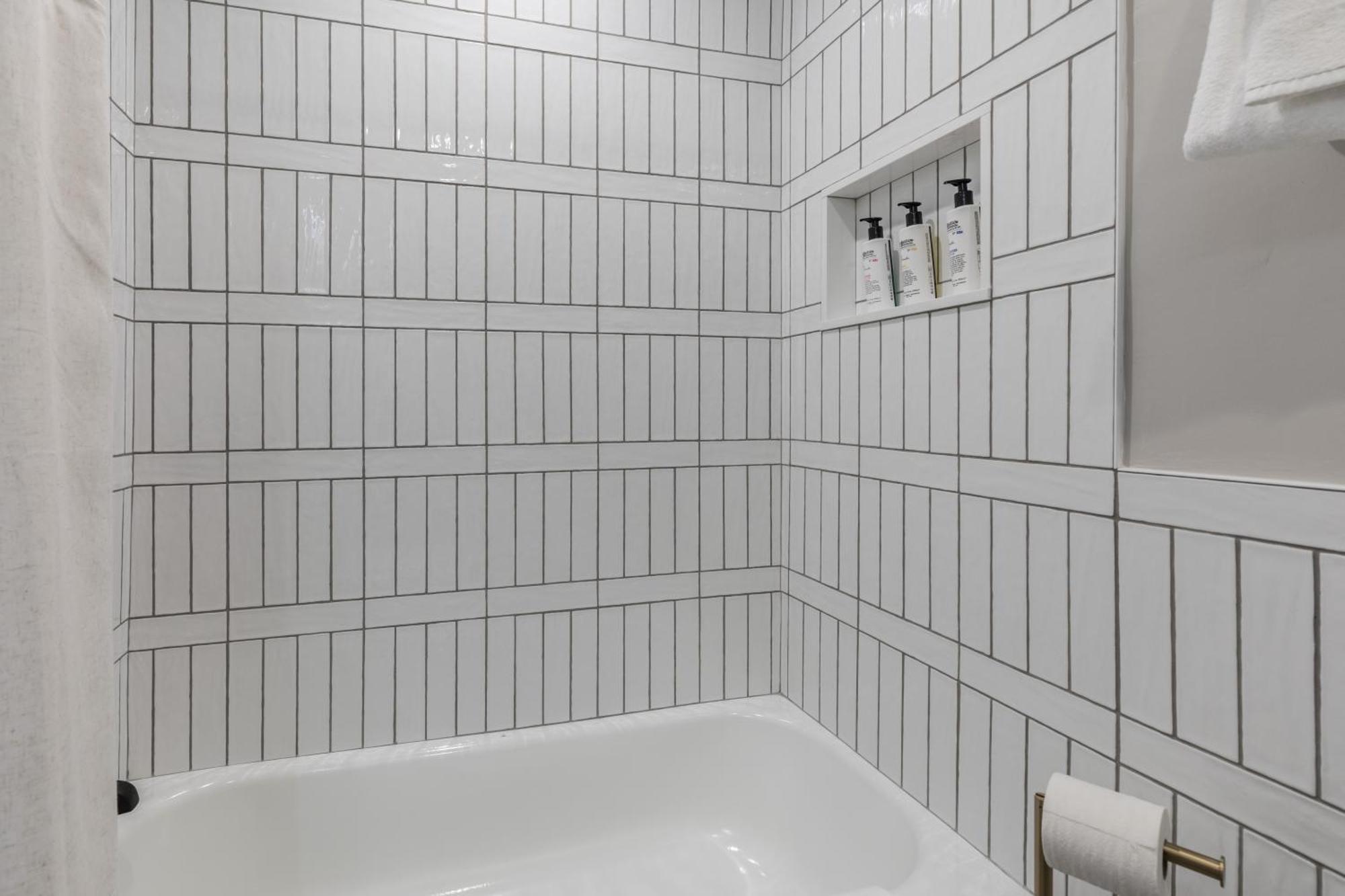 304 Newbury Street By Thatch Бостън Екстериор снимка