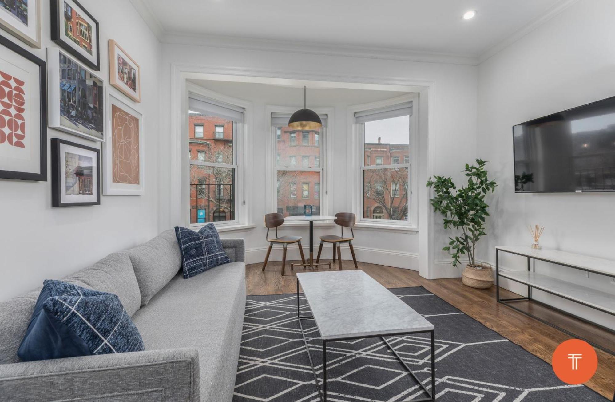 304 Newbury Street By Thatch Бостън Екстериор снимка